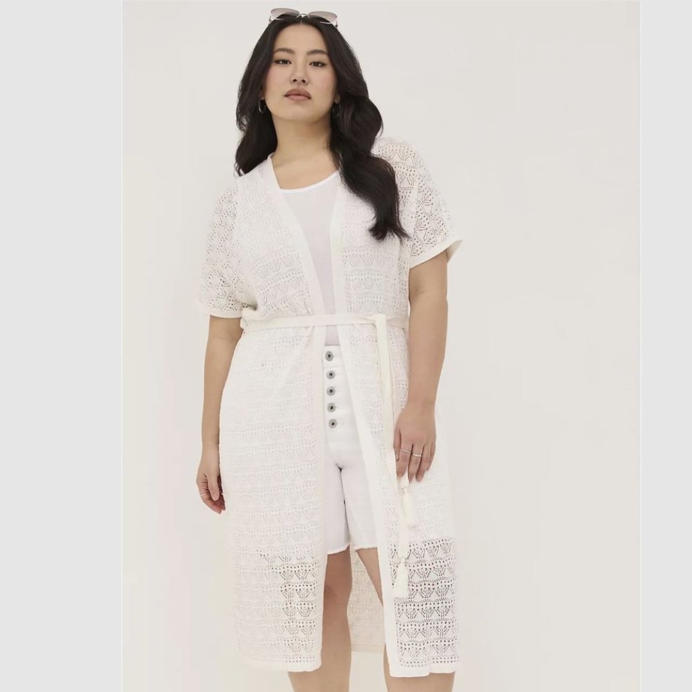 Torrid Size 3/4 (22-26) White Crochet Duster Short Sleeve Tie Waist Sweater